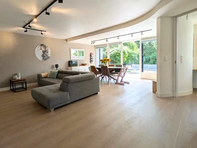 Oesdommerveen 12, HEILOO