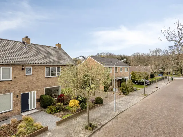 Graaf van Aremberglaan 23, HEEMSKERK