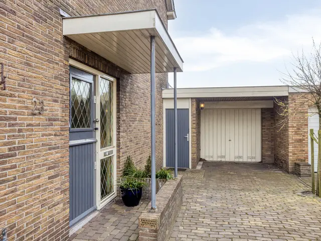 Graaf van Aremberglaan 23, HEEMSKERK