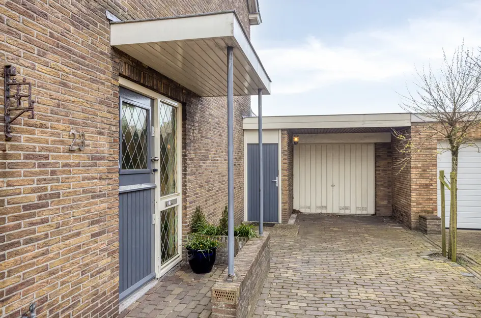 Graaf van Aremberglaan 23