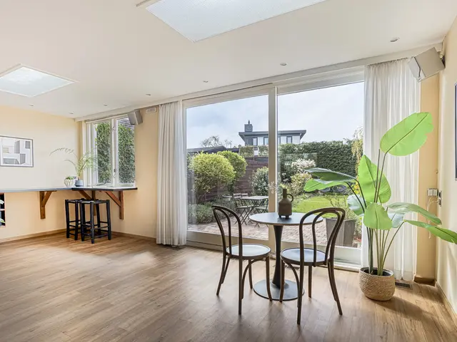 Graaf van Aremberglaan 23, HEEMSKERK