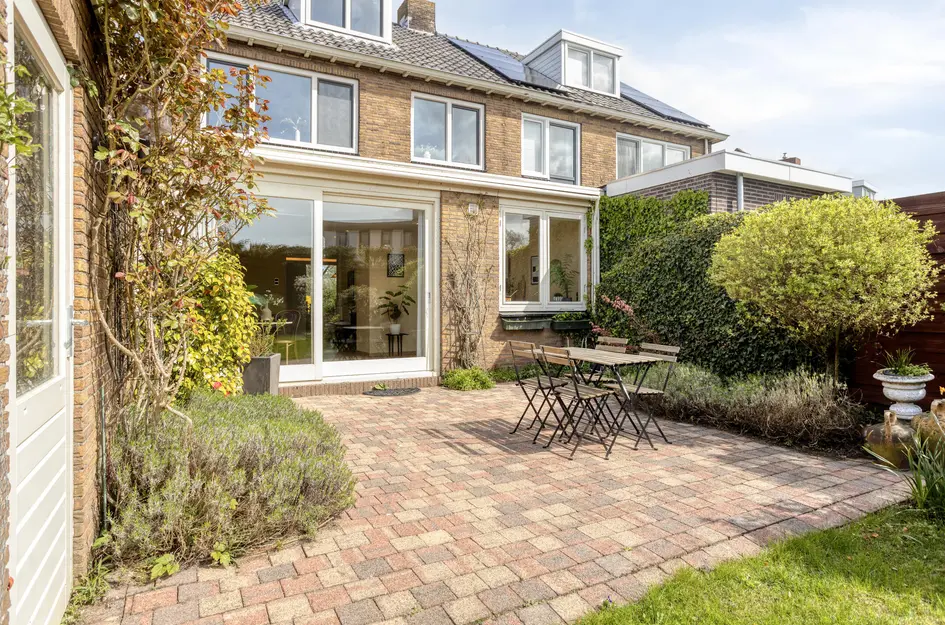 Graaf van Aremberglaan 23