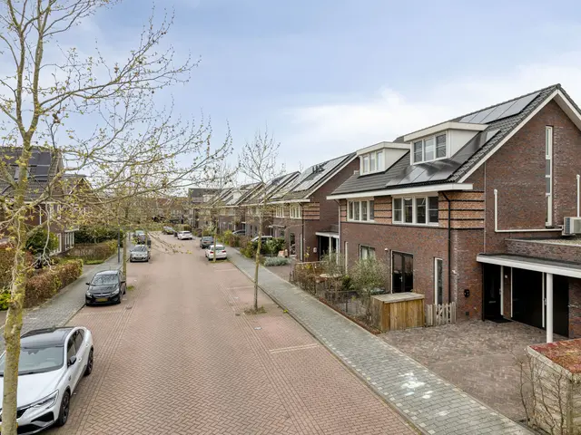 Kruiskamplaan 35, UITGEEST