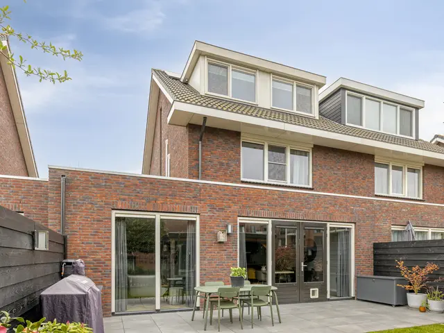 Kruiskamplaan 35, UITGEEST