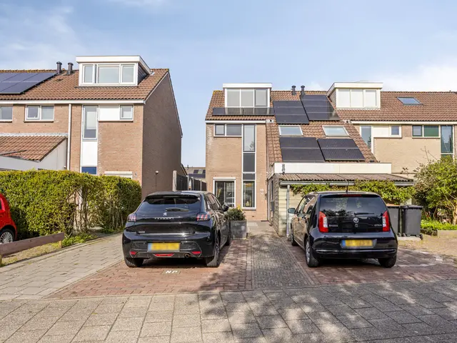 Outerlant 29, AKERSLOOT