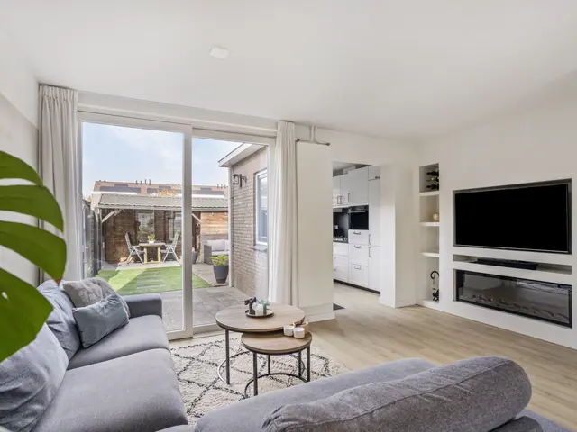 Outerlant 29, AKERSLOOT