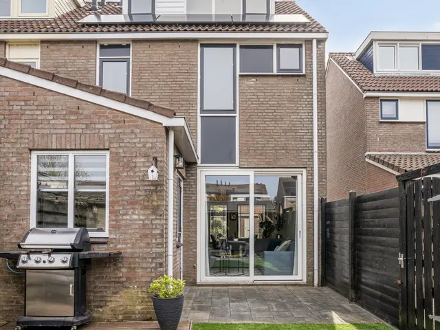 Outerlant 29, AKERSLOOT