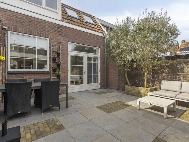 Ooievaarstraat 9, ALKMAAR
