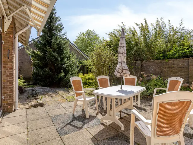 van der Ploegstraat 93, HEEMSKERK