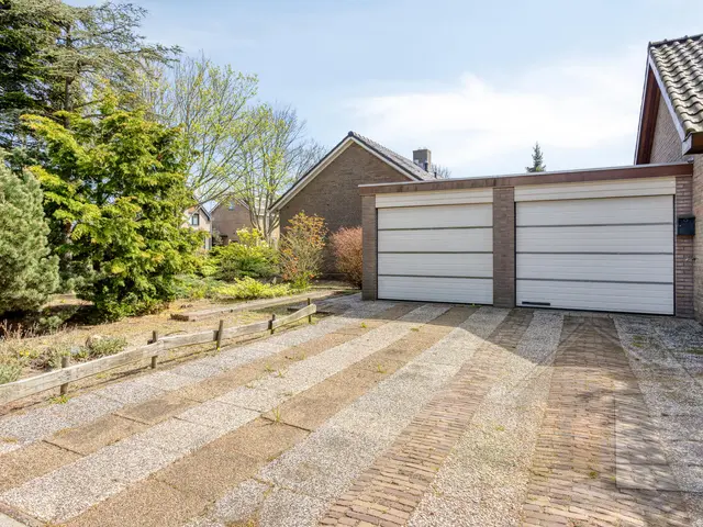 van der Ploegstraat 93, HEEMSKERK