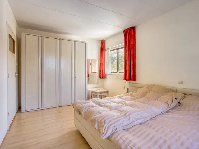 van der Ploegstraat 93, HEEMSKERK