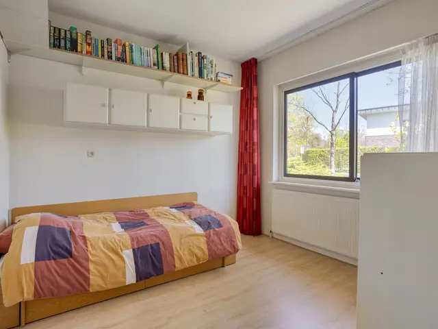 van der Ploegstraat 93, HEEMSKERK