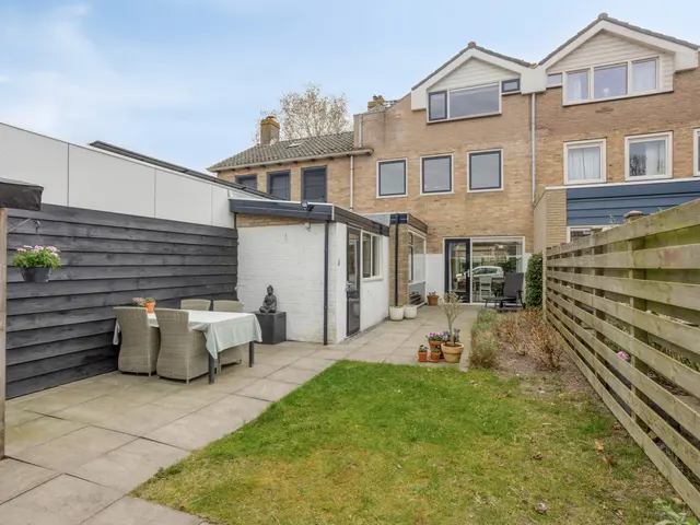 Bestevaerslaan 14, HEILOO