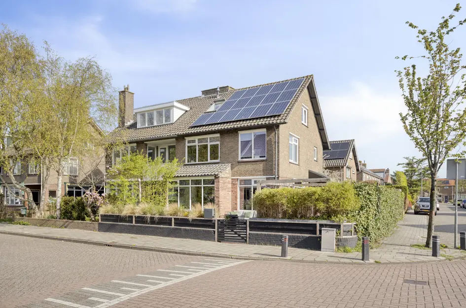 Burgemeester van Roosmalenstraat 31