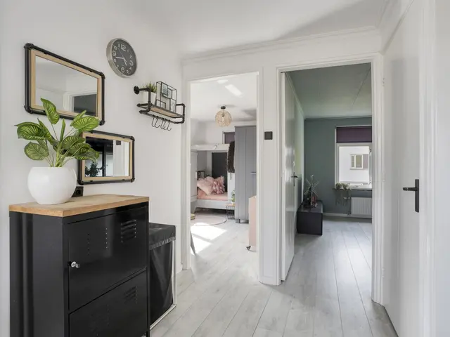 Burgemeester van Roosmalenstraat 31, UITGEEST