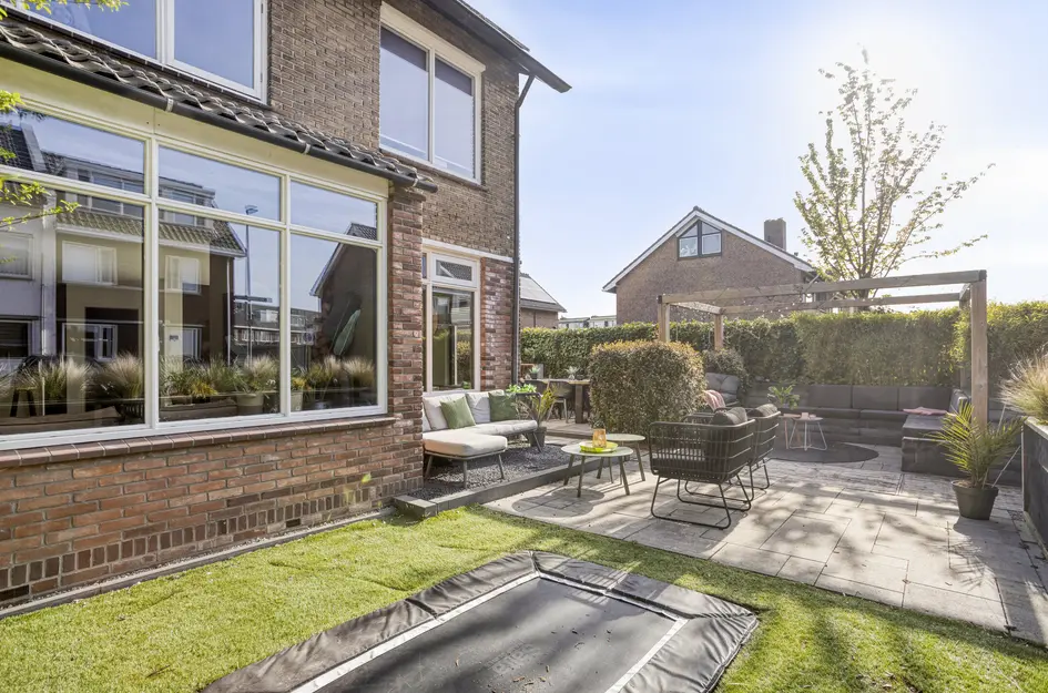 Burgemeester van Roosmalenstraat 31