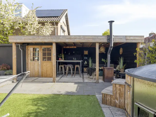 Burgemeester van Roosmalenstraat 31, UITGEEST