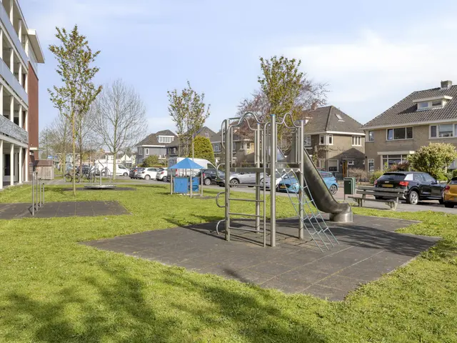 Burgemeester van Roosmalenstraat 31, UITGEEST