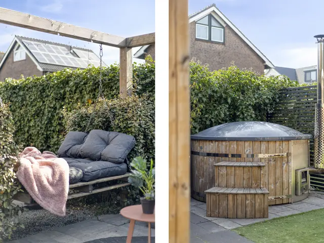 Burgemeester van Roosmalenstraat 31, UITGEEST