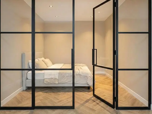 Middelweg 51, UITGEEST