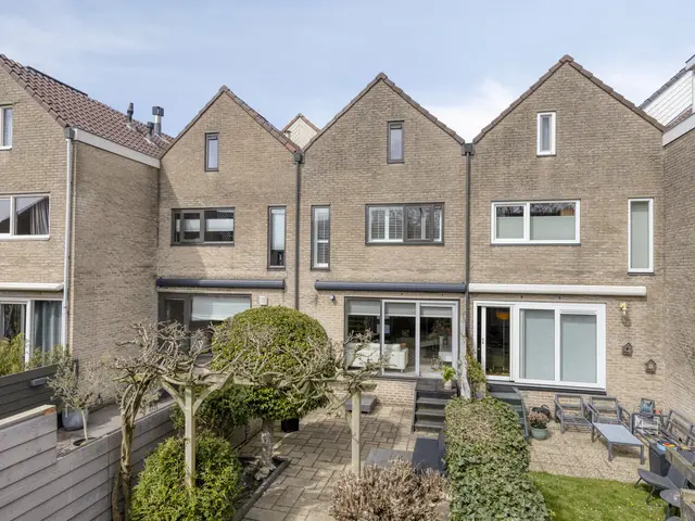 Bloemgaarde 47, CASTRICUM