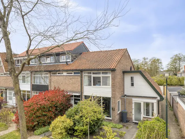 Tulpencroftlaan 17, HEILOO