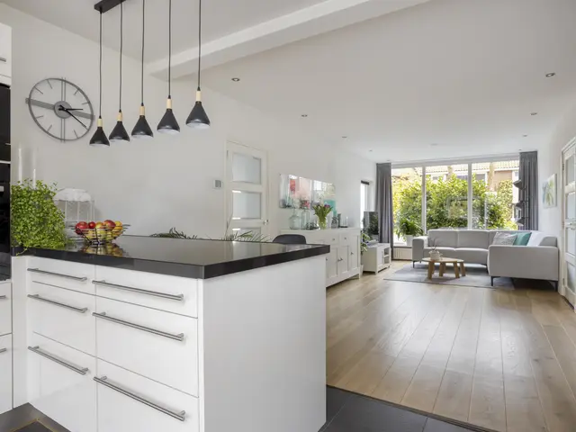 Tulpencroftlaan 17, HEILOO