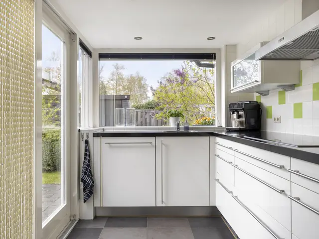 Tulpencroftlaan 17, HEILOO