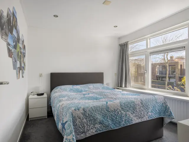 Tulpencroftlaan 17, HEILOO