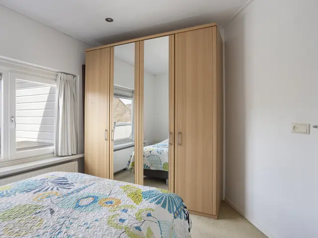 Tulpencroftlaan 17, HEILOO