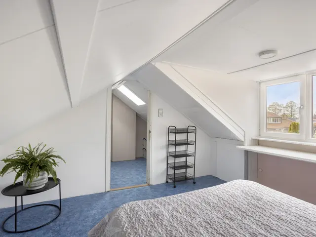 Tulpencroftlaan 17, HEILOO