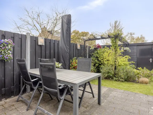 Tulpencroftlaan 17, HEILOO