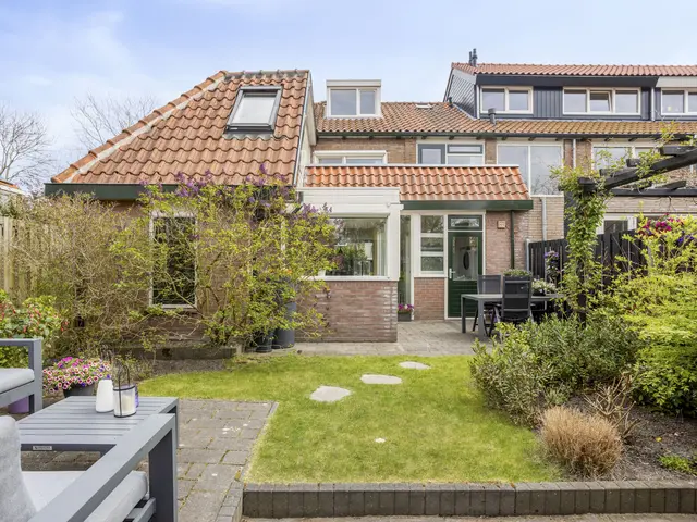 Tulpencroftlaan 17, HEILOO