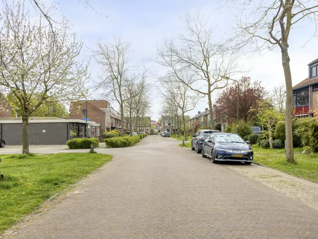 Tulpencroftlaan 17, HEILOO