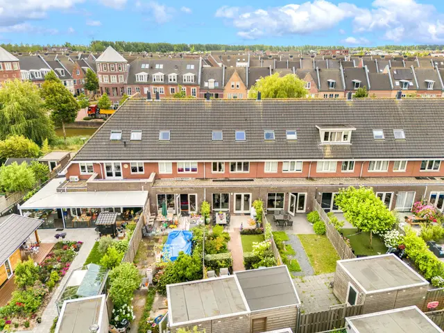 Singelweide 84, HEEMSKERK