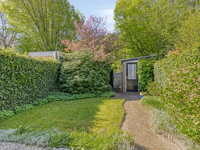 Zeekamplaan 23, HEILOO