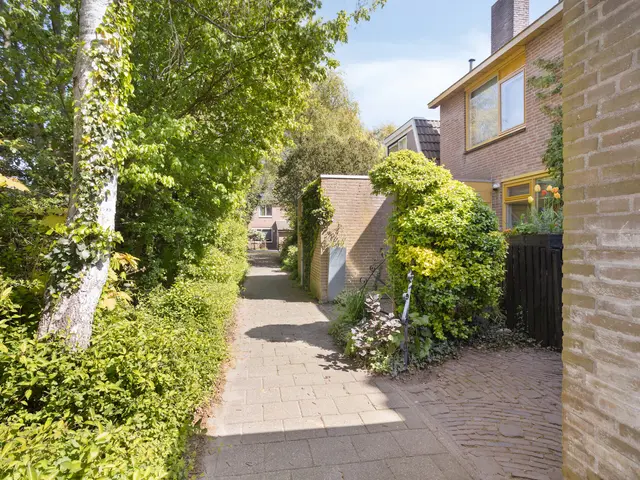 Boekenstein 80, HEILOO