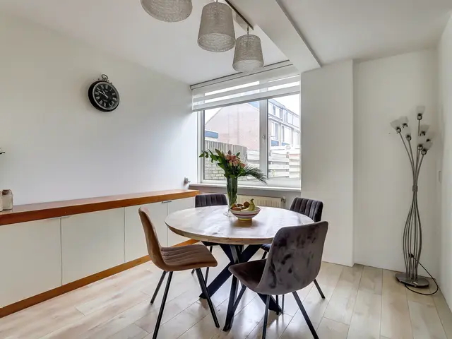 La Reinelaan 12, BOVENKARSPEL