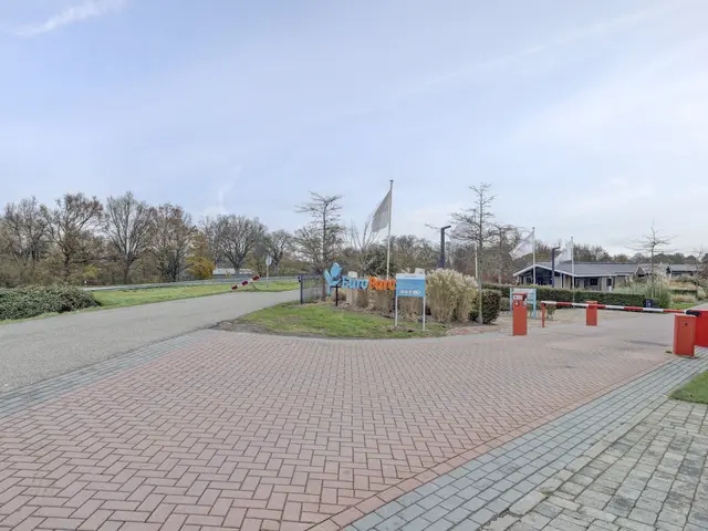 Zuiderdijk 1b 055, BOVENKARSPEL
