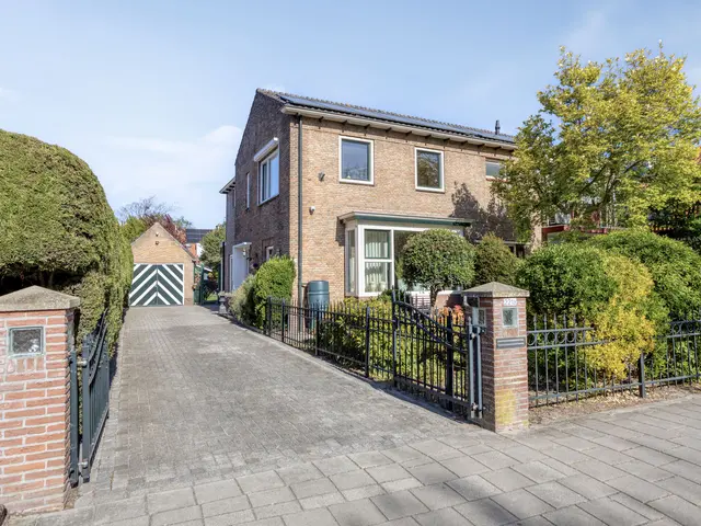 Kennemerstraatweg 221a, HEILOO