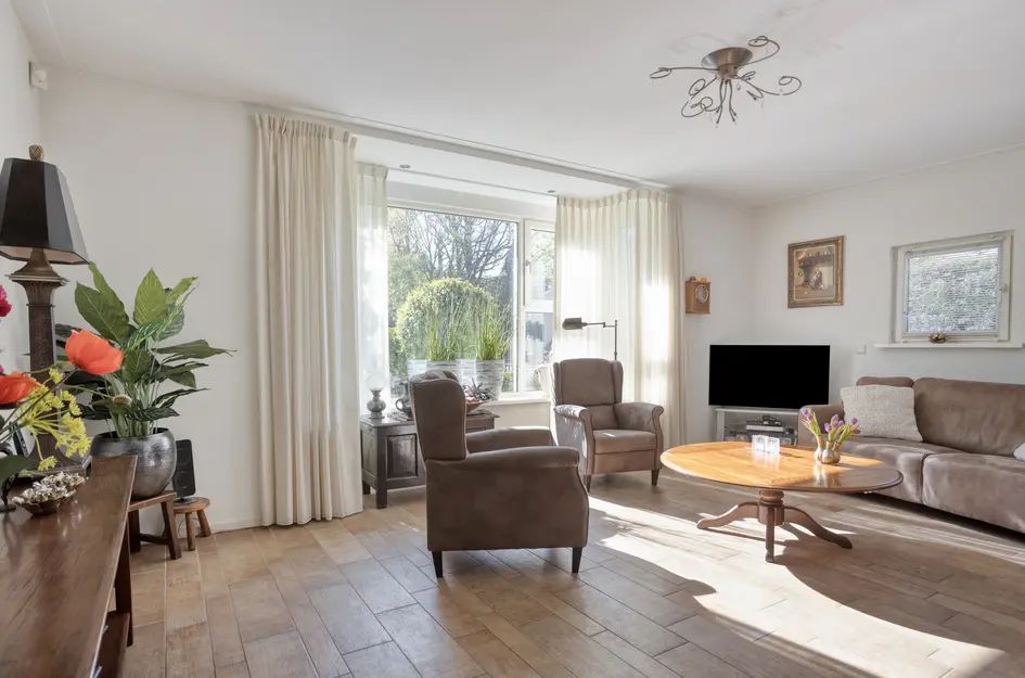 Kennemerstraatweg 221a
