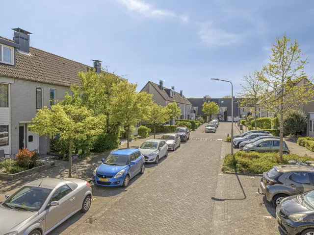 De Dadelboom 69, UITGEEST