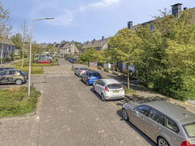 De Dadelboom 69, UITGEEST