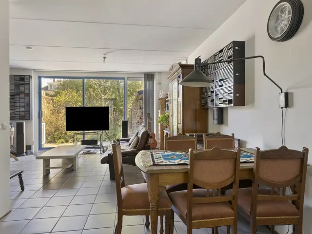 De Dadelboom 69, UITGEEST