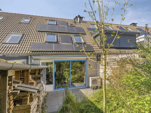 De Dadelboom 69, UITGEEST