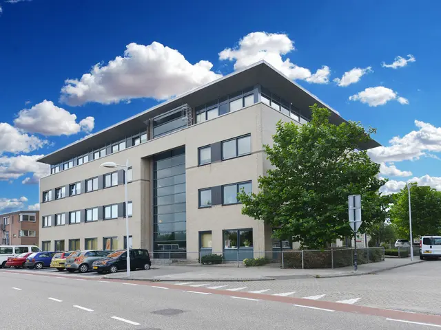 Anna van Renesseplein 8, UITGEEST