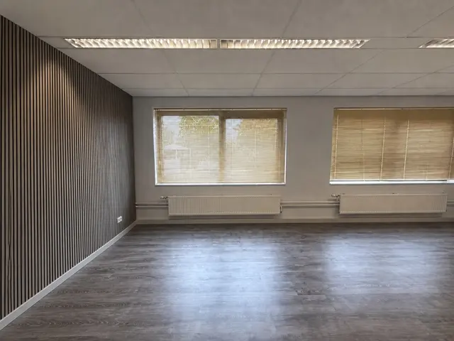 Anna van Renesseplein 8, UITGEEST