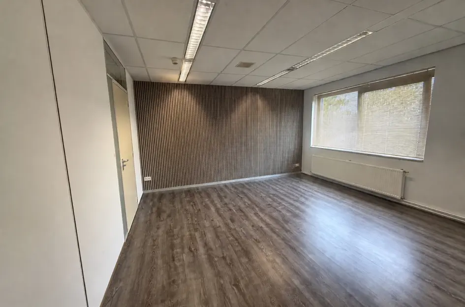 Anna van Renesseplein 8