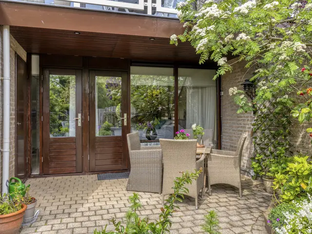 Bloemgaarde 23, CASTRICUM
