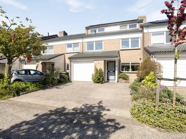 Arnoldsonstraat 8, CASTRICUM